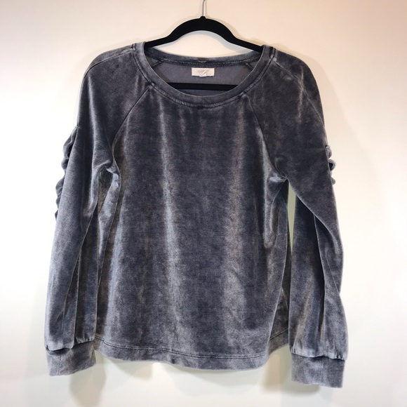 Cupio Sweaters - Cupio Blush Velour Ruffle Sleeve Sweater - #1128